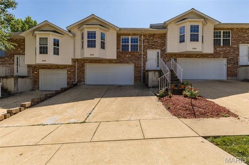 1252 Denali Dr, Festus, MO, 63028-2382 | Card Image