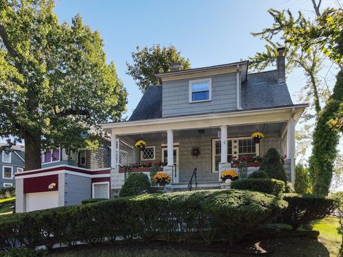 41 Roy St, Swampscott, MA, 01907-6006 | Card Image