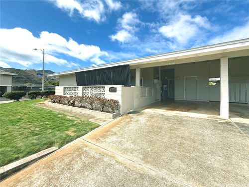 632 Waikanaloa St, Honolulu, HI, 96825-2439 | Card Image