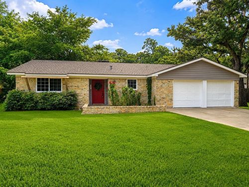 3300 Woodthrush Ln, Denton, TX, 76209-4830 | Card Image