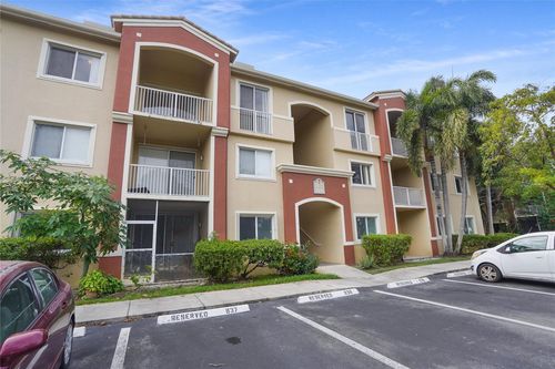 319-7085 Nova Dr, Davie, FL, 33317-8110 | Card Image