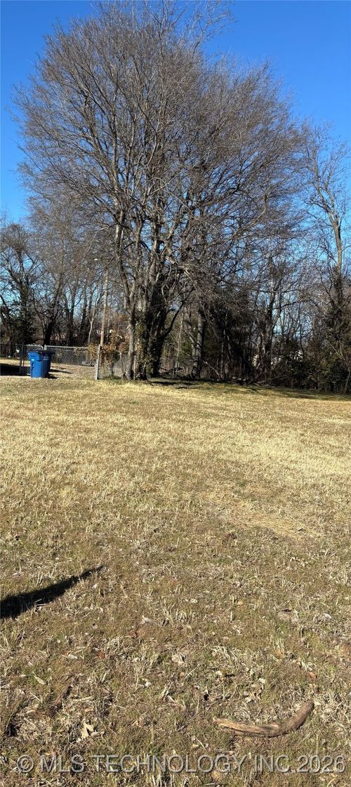 547 E Ute St, Tulsa, OK, 74106-4309 | Card Image