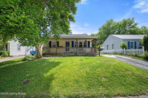 513 Village Dr, Elizabethtown, KY, 42701-2323 | Card Image