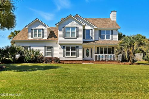 17 E Brenda Lee Dr, Hampstead, NC, 28443-2486 | Card Image