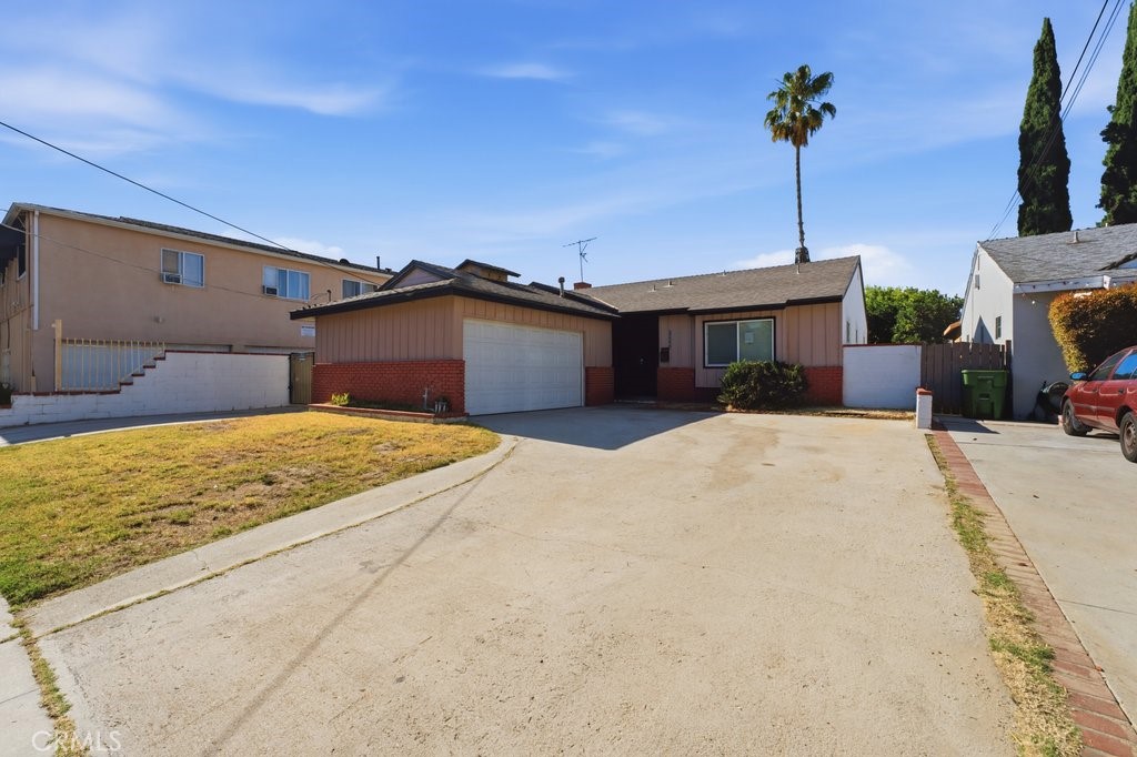 Residential in North Hollywood