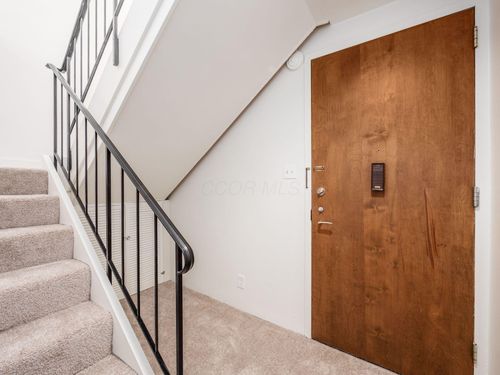 apt-211-1000 Urlin Ave, Columbus, OH, 43212-3325 | Card Image