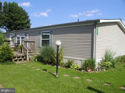 402 Palm City Park, ANNVILLE, PA, 17003-9348 | Card Image