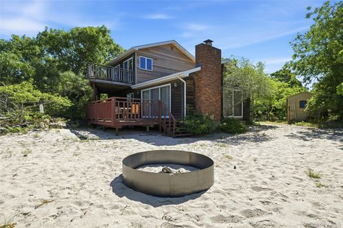 65 Lake Dr, Southold, NY, 11971-2532 | Card Image
