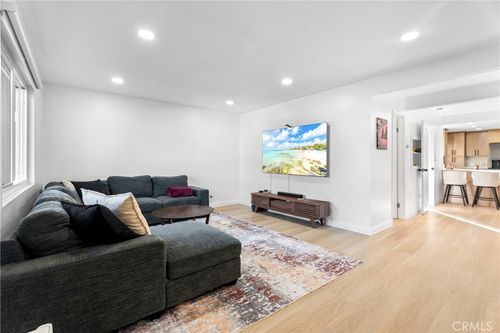 4956 Pearce Dr, Huntington Beach, CA, 92649-3502 | Card Image