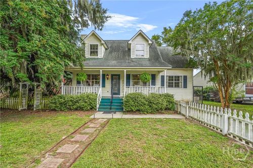 517 Pointe South Dr, Savannah, GA, 31410-1724 | Card Image