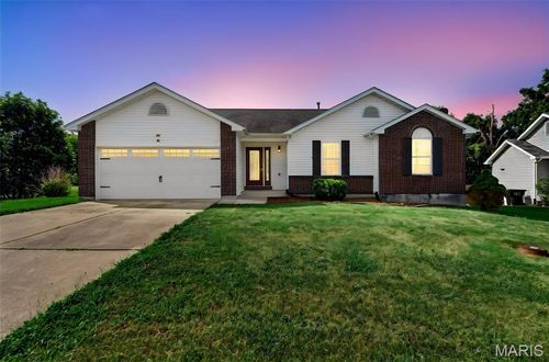 36 Colton Jesse Dr, Winfield, MO, 63389-3633 | Card Image