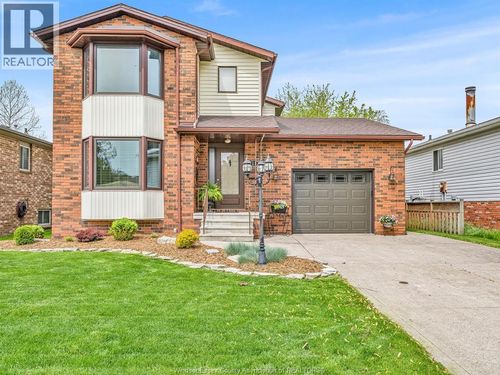 11 Rudgate Lane N, Leamington, ON, N8H4Y9 | Card Image
