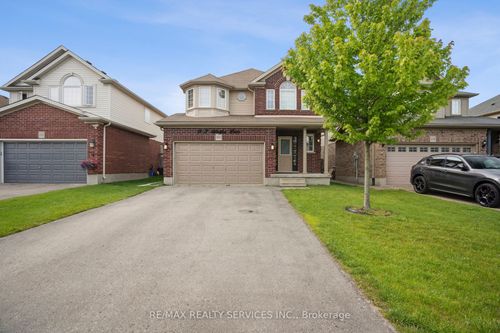 1182 Silverfox Dr, London, ON, N6G0C8 | Card Image