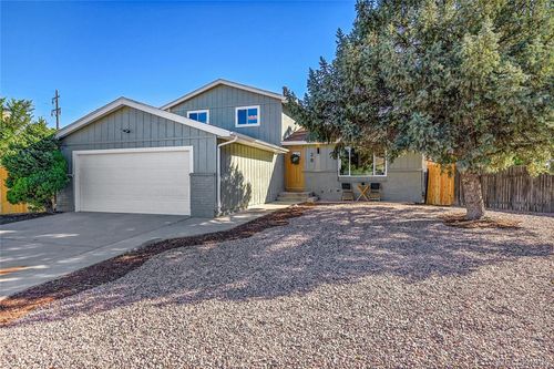 28 Pennwood Ln, Pueblo, CO, 81005-1816 | Card Image