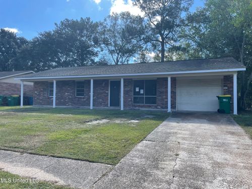 15905 Waycross Dr, Biloxi, MS, 39532-2841 | Card Image