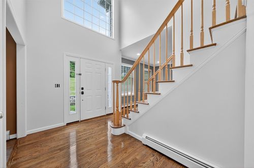 20 Long View Dr, Unionville, NY, 10988-2011 | Card Image