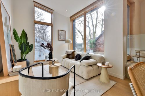 ph-2-225 Brunswick Ave, Toronto, ON, M5S2M6 | Card Image