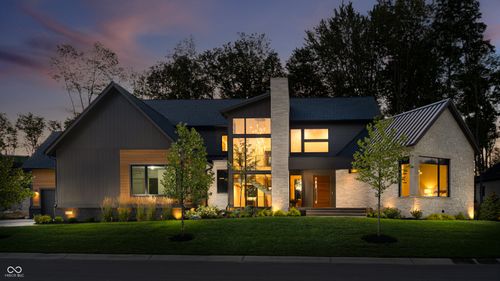 10400 Somerford Rdg, Zionsville, IN, 46077-0389 | Card Image
