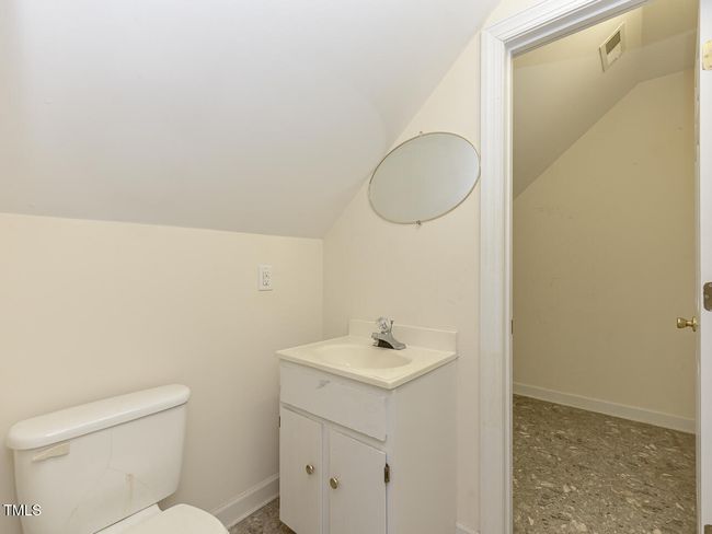 Interior - upstairs half bath - OK | Image 33