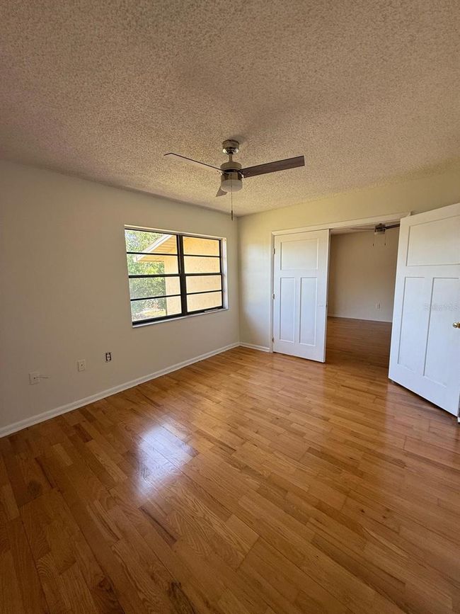 2nd bedroom | Image 15