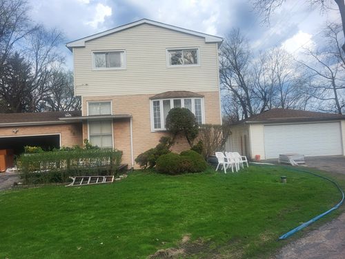 225 N East River Rd, Des Plaines, IL, 60016-1221 | Card Image