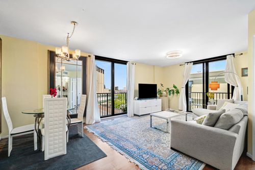 apt-402-651 Okeechobee Blvd, West Palm Beach, FL, 33401-6034 | Card Image