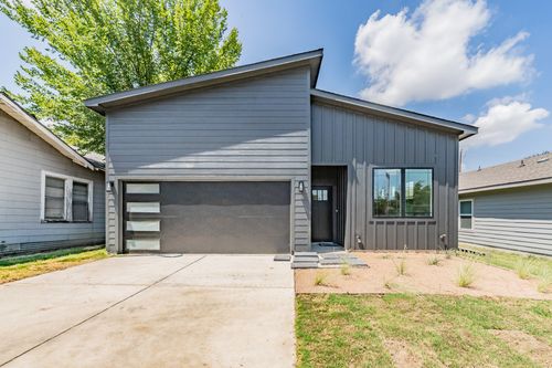 1402 Driess St, Fort Worth, TX, 76104-7574 | Card Image