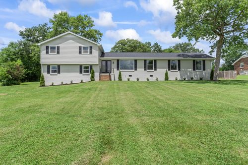 410 Bluegrass Ct, Lebanon, TN, 37090-8944 | Card Image