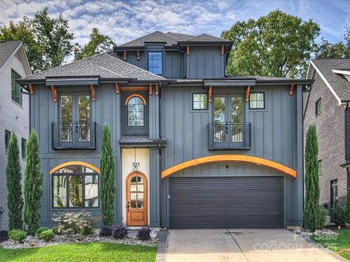 915 Laurel Creek Ln, Charlotte, NC, 28211-5252 | Card Image