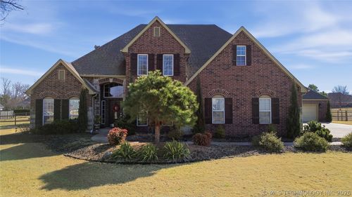 7177 N 196th East Ave, Owasso, OK, 74055-8088 | Card Image