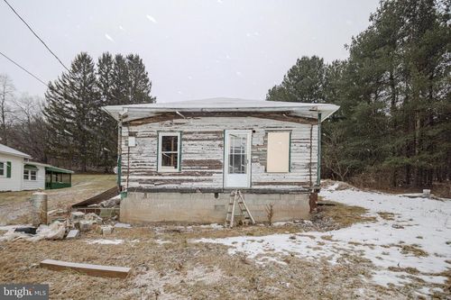 820 N 4th St, OAKLAND, MD, 21550-4002 | Card Image