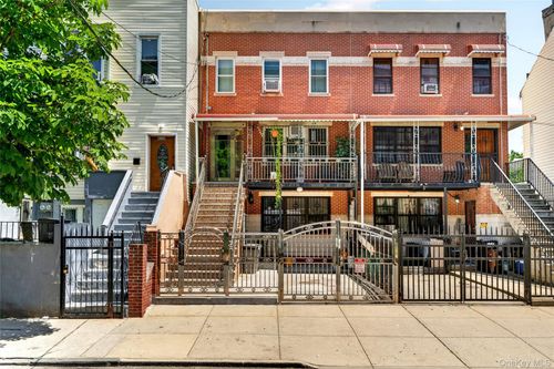 828 Tinton Ave, Bronx, NY, 10456-7810 | Card Image