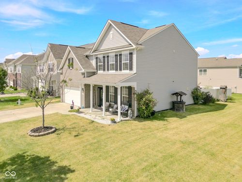 2146 Creek Bank Dr, Columbus, IN, 47201-1482 | Card Image