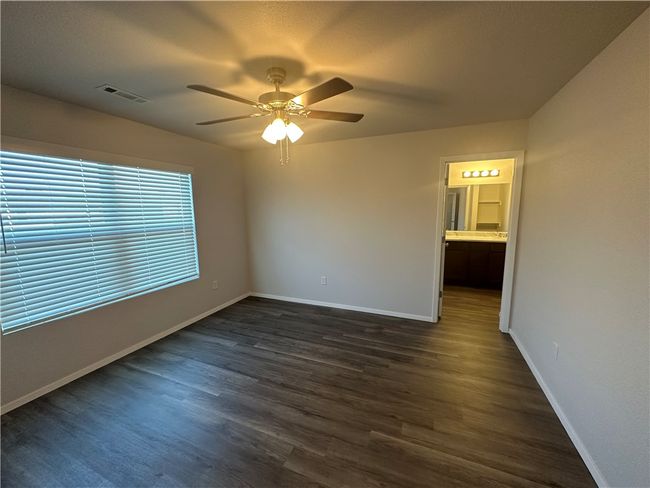 Move in Ready! Actual photo! | Image 14