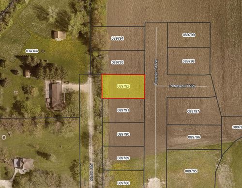 1142 Petersen Ct Nw, Stewartville, MN, 55976-1681 | Card Image
