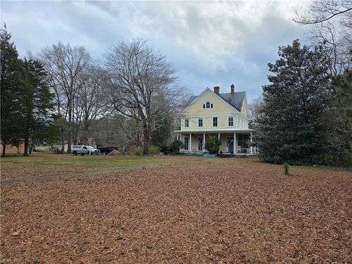 6392 Main St, Gloucester, VA, 23061-5166 | Card Image