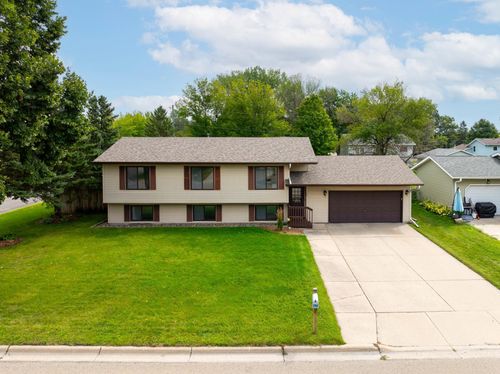 2205 4th Ave Se, Owatonna, MN, 55060-4478 | Card Image
