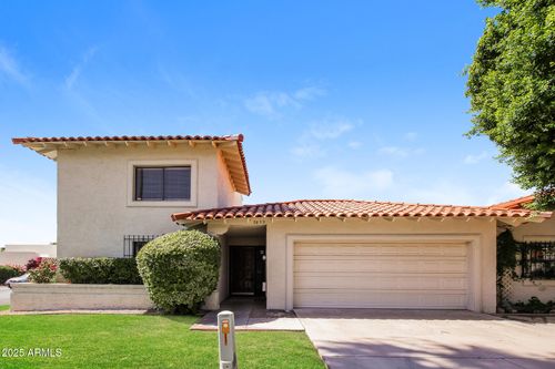 7653 E Vista Dr, Scottsdale, AZ, 85250-6875 | Card Image
