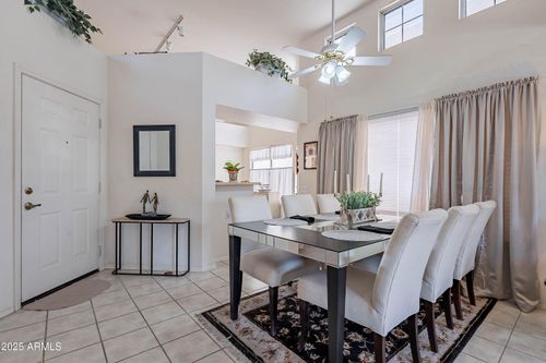 17224 N Zuni Trl, Surprise, AZ, 85374-9622 | Card Image