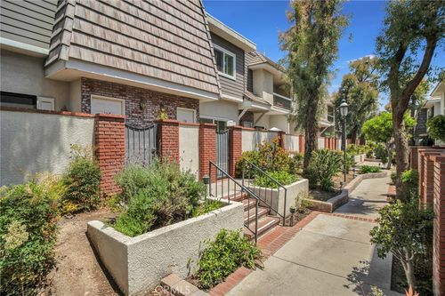 unit-116-10201 Mason Ave, Chatsworth, CA, 91311-3343 | Card Image