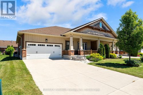 13 Thimbleweed Drive, Bluewater (Bayfield), ON, N0M1G0 | Card Image