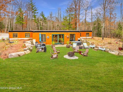 11 Maggie Dudley Rd, Crown Point, NY, 12928-2047 | Card Image