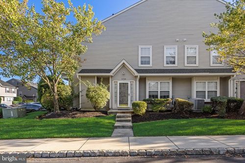 5704 Essex Ln, MOUNT LAUREL, NJ, 08054-6720 | Card Image