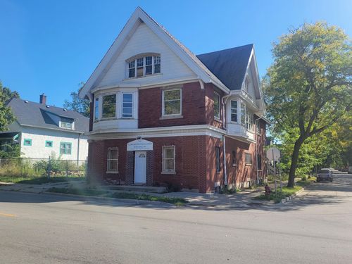 539 W Burleigh St, Milwaukee, WI, 53212-1918 | Card Image