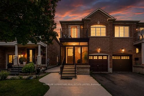 3953 Manatee Way, Mississauga, ON, L5M6P6 | Card Image