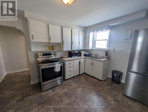 2-63 Pelham Road, St. Catharines (Western Hill), ON, L2S1R6 | Card Image