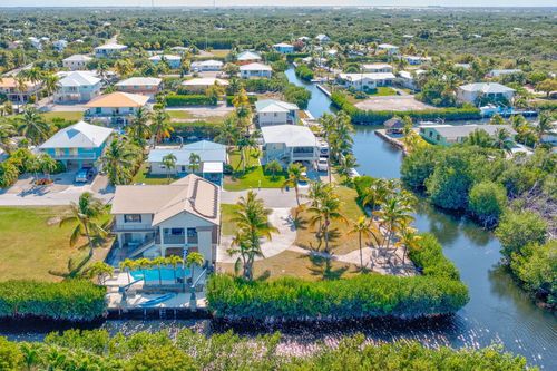 30329 Heron Ln, Big Pine Key, FL, 33043-5116 | Card Image