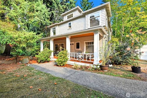 5905 106th Ave Ne, Kirkland, WA, 98033-7409 | Card Image