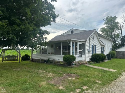 806 Park Rd, Greensburg, IN, 47240-1961 | Card Image