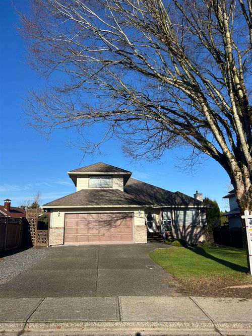 16481 86 Ave, Surrey, BC, V4N3G8 | Card Image